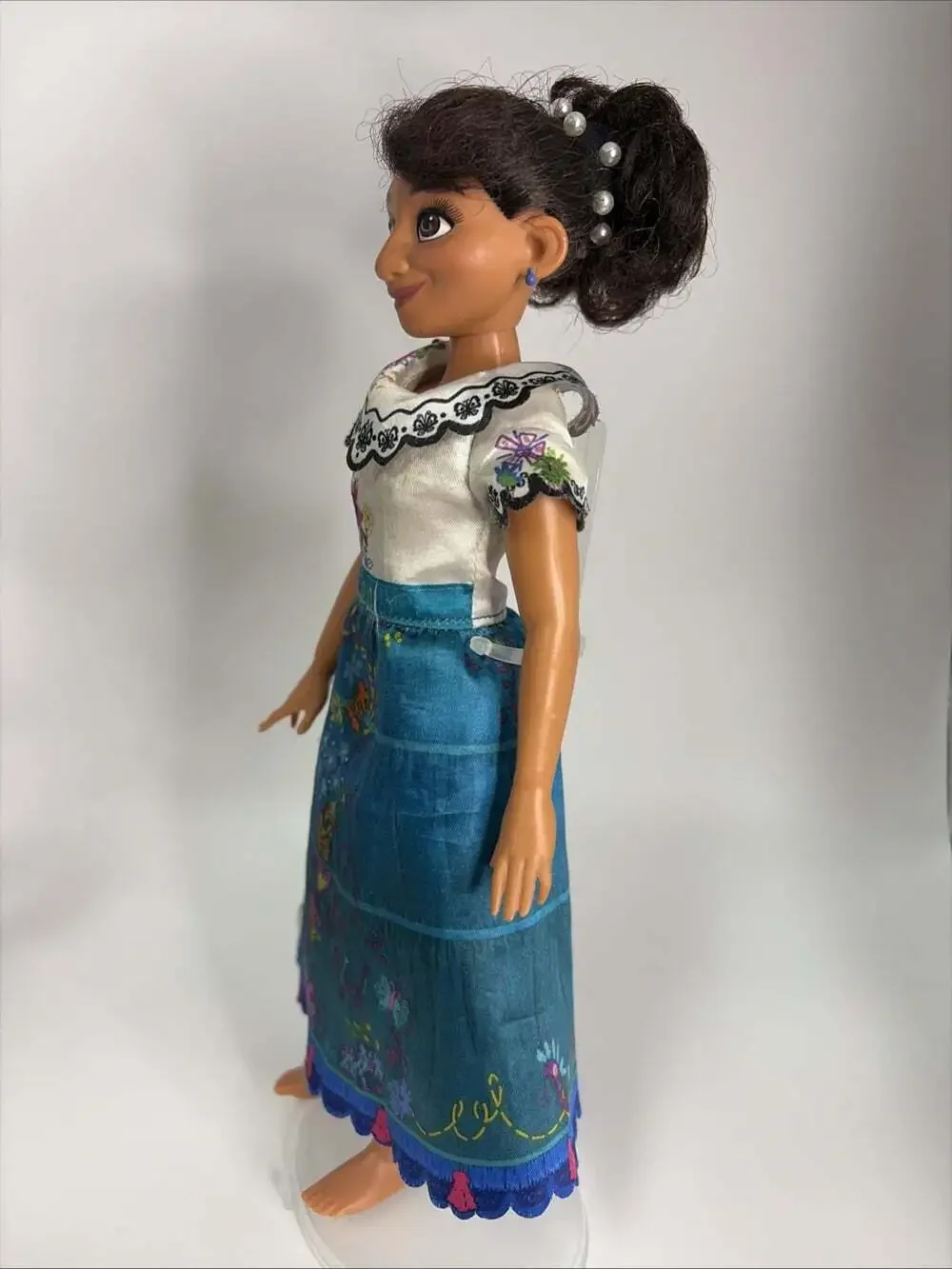 Disney Encanto Mirabel Madrigal Doll